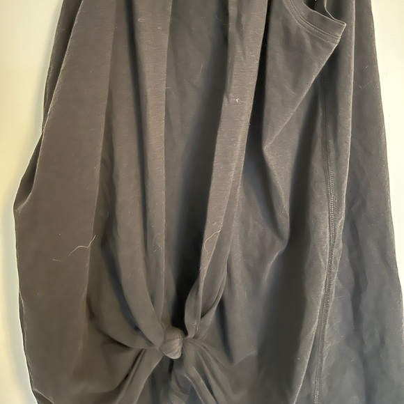 Lululemon Tank (size 4) - Picture 2 of 3